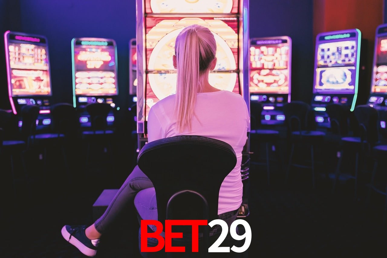 Bonus Features BET29